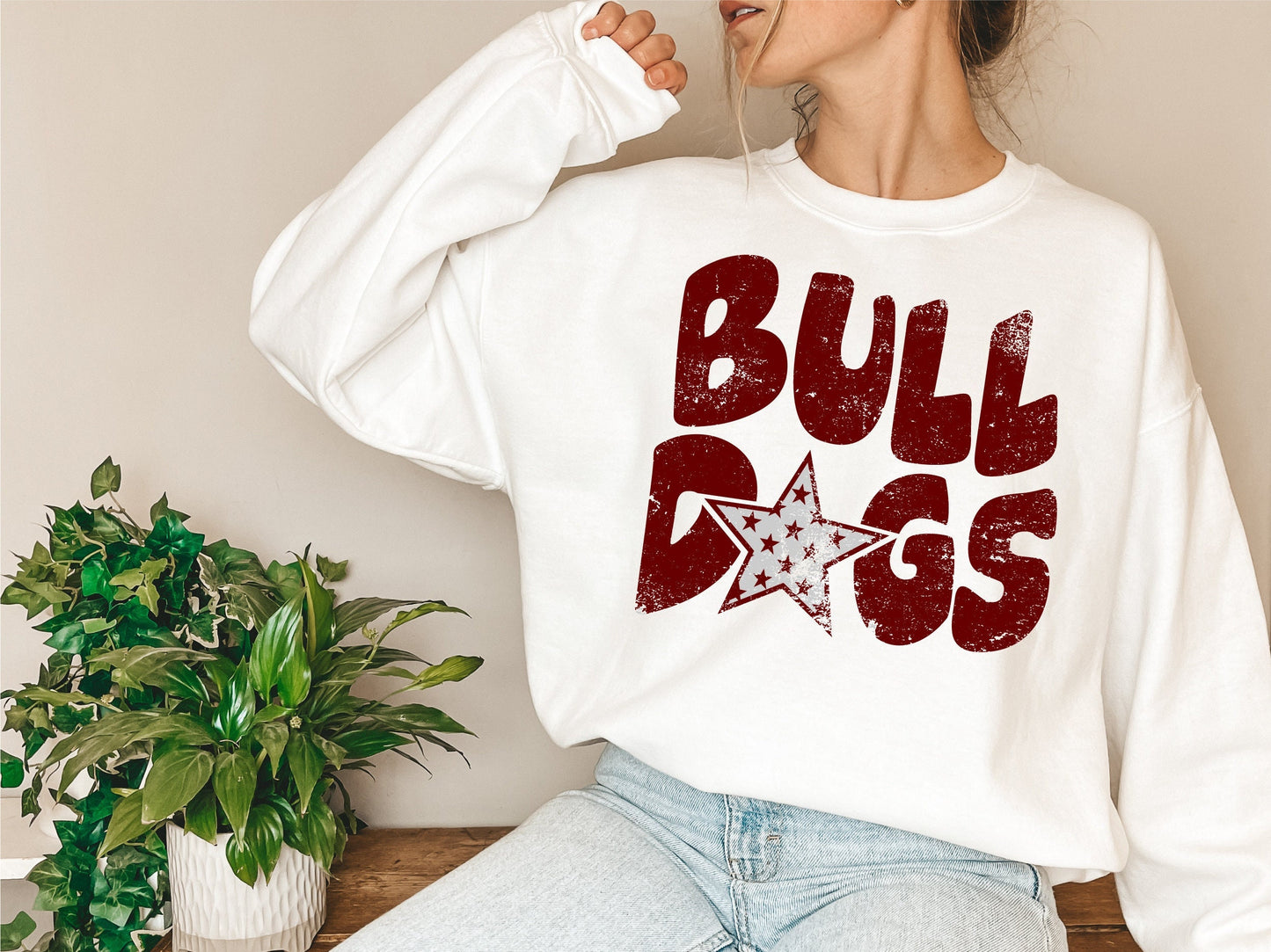 Bulldogs Distressed Star PNG, Bulldogs png, Retro Letter Digital Design