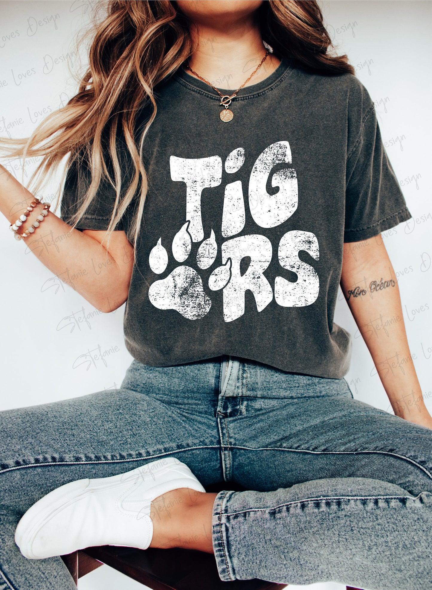Tigers Distressed paw png, Digital Design